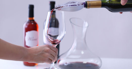 Decanting vs Aerating: Which Method is Best for Enhancing Your Wine?